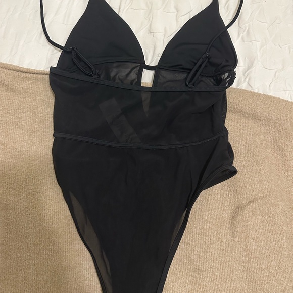 Tobi black one piece bikini - Picture 3 of 4